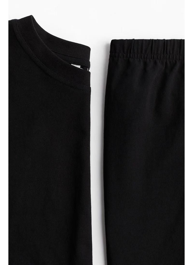 H&M MAMA 2-piece top and skirt set