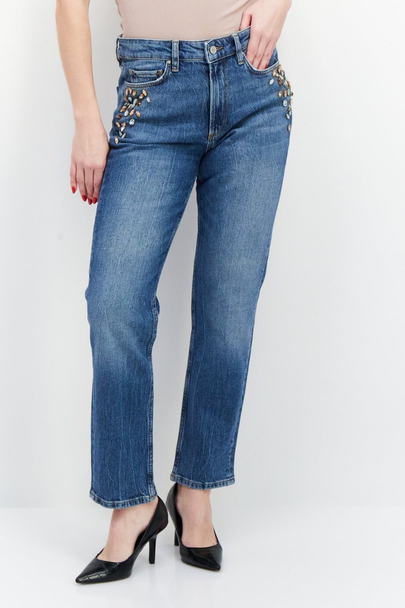 GUESS جينز نسائي بقصة مستقيمة قابل للتمدد، أزرق - Image 1