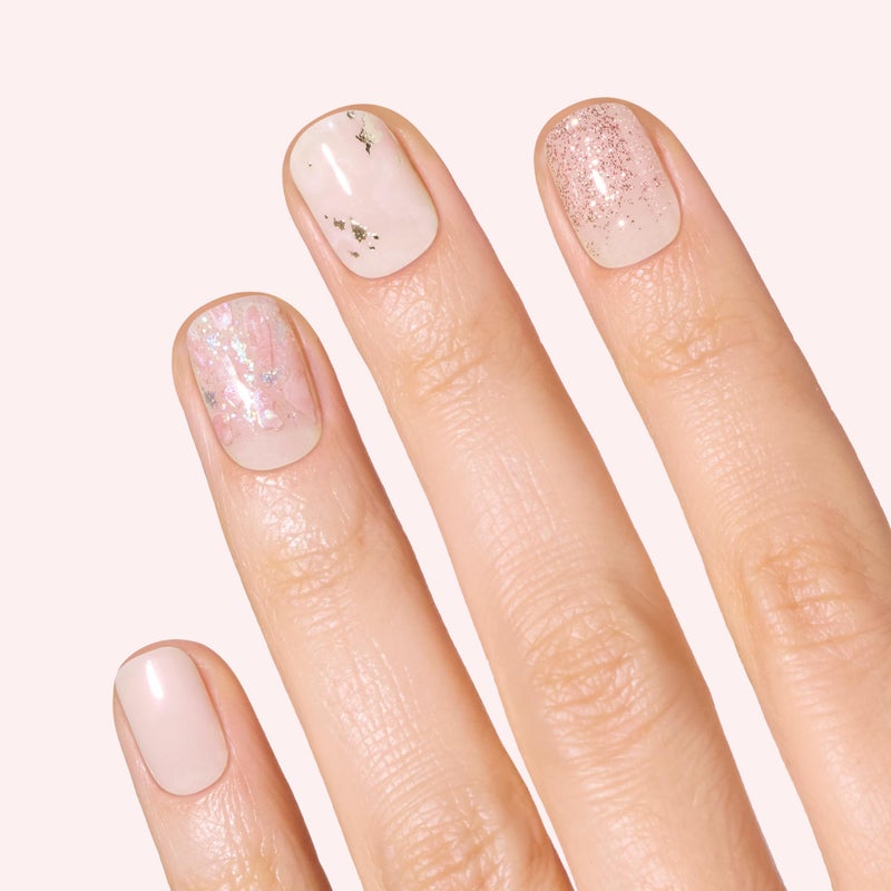 Dashing Diva Gloss Nail Strips - Crystal Clear - UV Free, Chip Resistant, Long Lasting Gel Stickers - Contains 32 Wraps, 1 Prep Pad, 1 File - Image 2