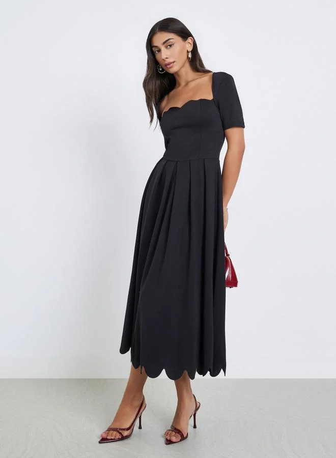 Styli Black A-Line Midi Dress with Scalloped Hem