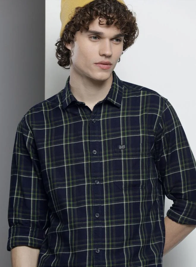 The Indian Garage Co Men Slim Fit Checkered Full Sleeves Spread Collar Casual Shirt