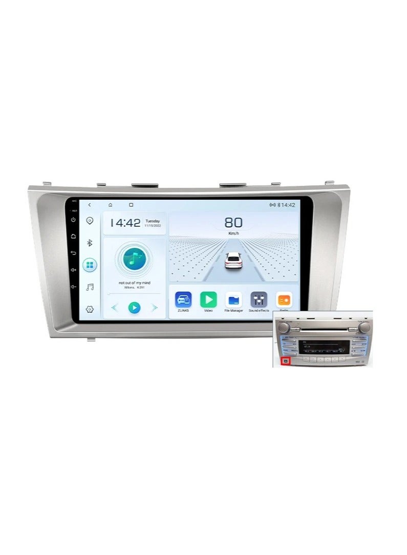 ام ان تي شاشة تويوتا كامري 2006 -2011 هي جزء من نظام المعلومات والترفيه في السيارة يعمل بنظام التشغيل Android ويدعم ميزات مثل Apple CarPlay وAndroid Auto، مما يتيح لك توصيل هاتفك الذكي بسهولة كما أنها توفر دقة عالية تصل إلى 1080 بكسل، مما يجعلها ممتازة لعرض المعلومات والخرائط بوضوح - Image 1