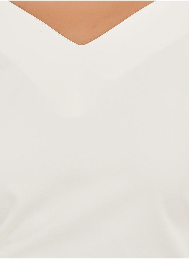 Styli - Plain Cuffed Sleeves V Neck Cropped Top - Image 1