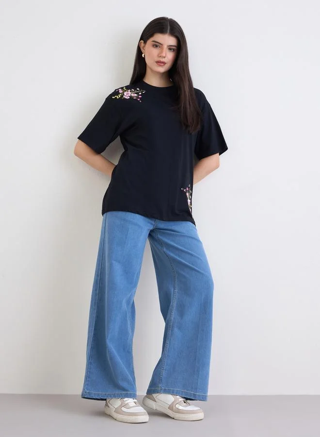 Styli Styli Black Embroidered Panel Oversized T-Shirt
