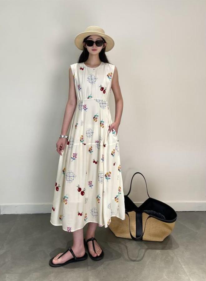 Yailla Cherry Print Sleeveless Vest Dress 