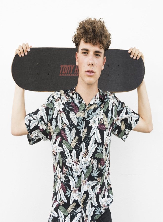 VOYAGER Tony Hawk - 31-Inch Signature Series 1 Skateboard with 9-Ply Maple Deck - Image 5