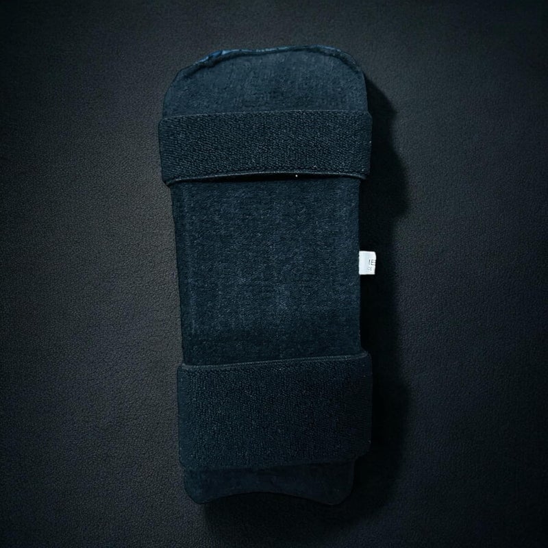 CONSTANT The ONE Cricket ARM Guard (Moulded, PU Leather) (Navy, Men Size) - Image 4