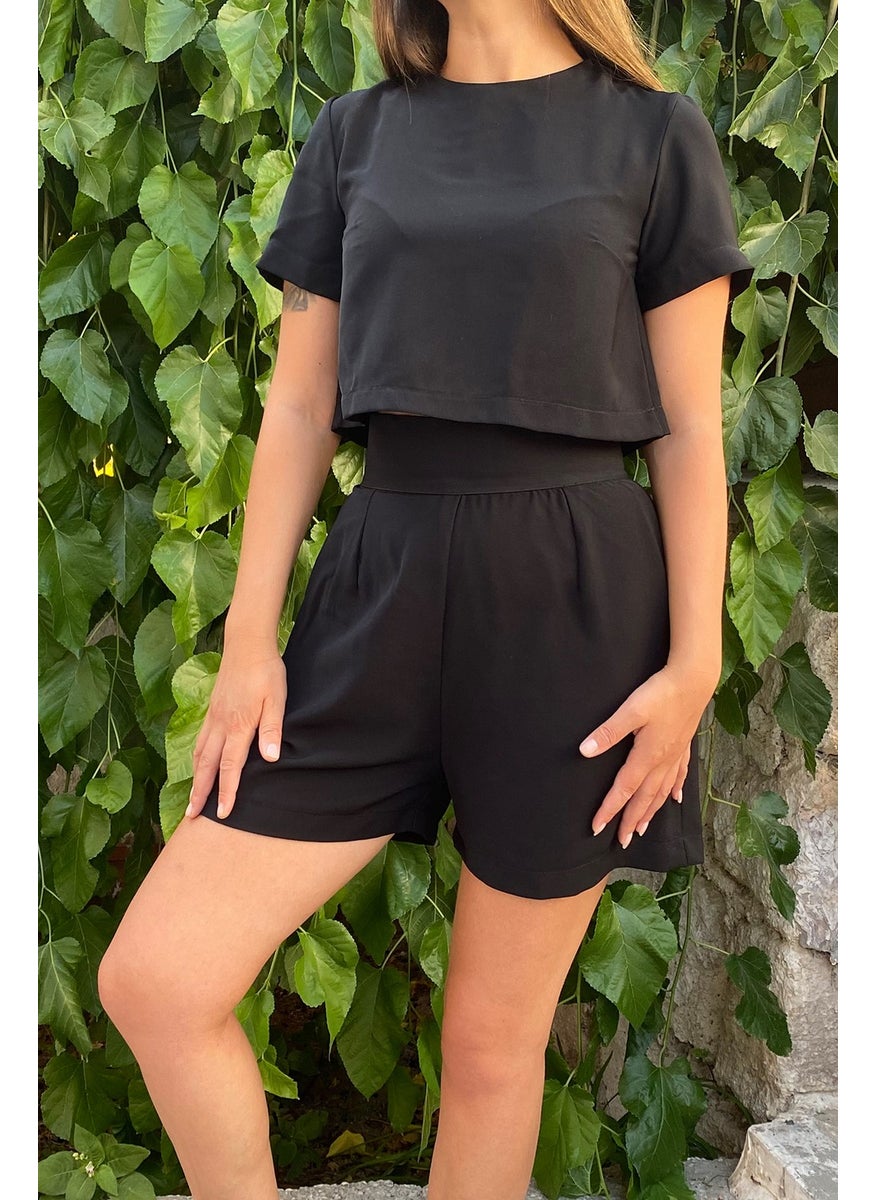 Due Stelle Women's Black Pocket Shorts  - Image 2