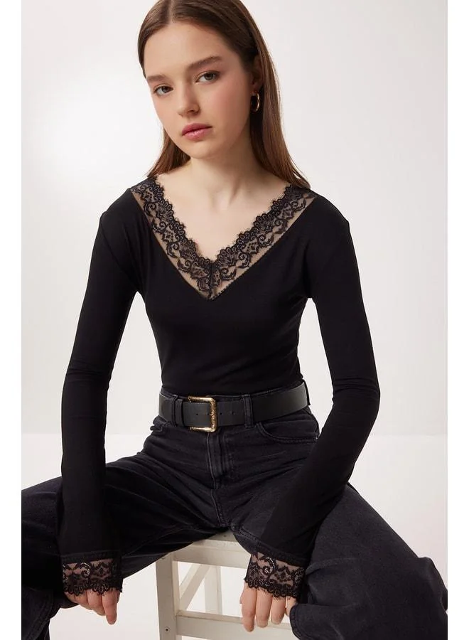 Lovely Istanbul Lace Transparent Viscose Blouse LRN0024 BLACK.
