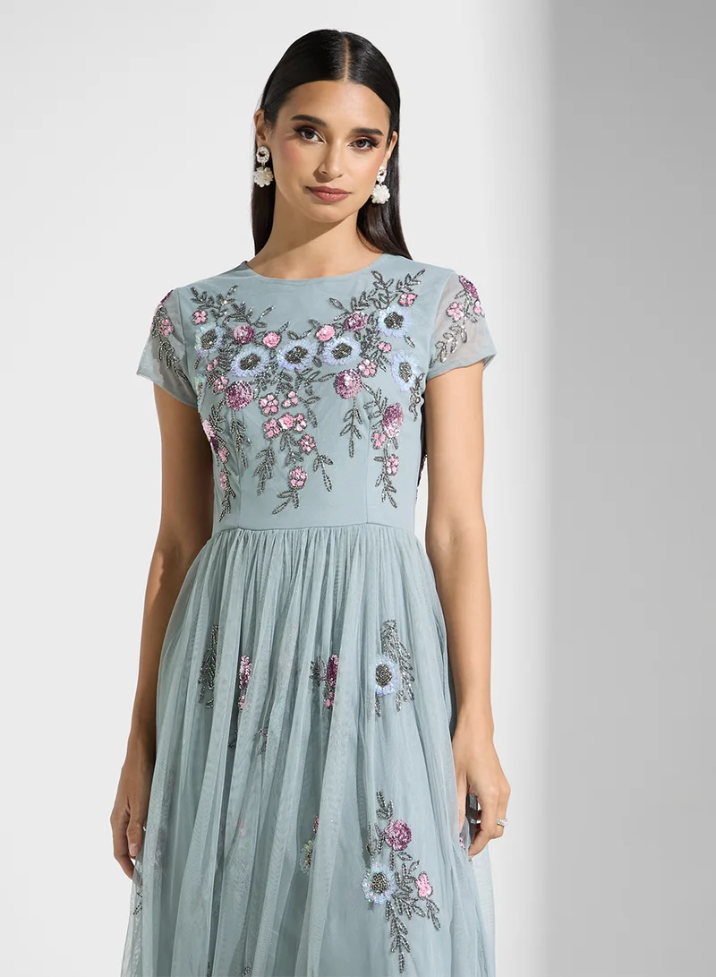 Namshi x Shouq Embroidered Fit And Flare Dress