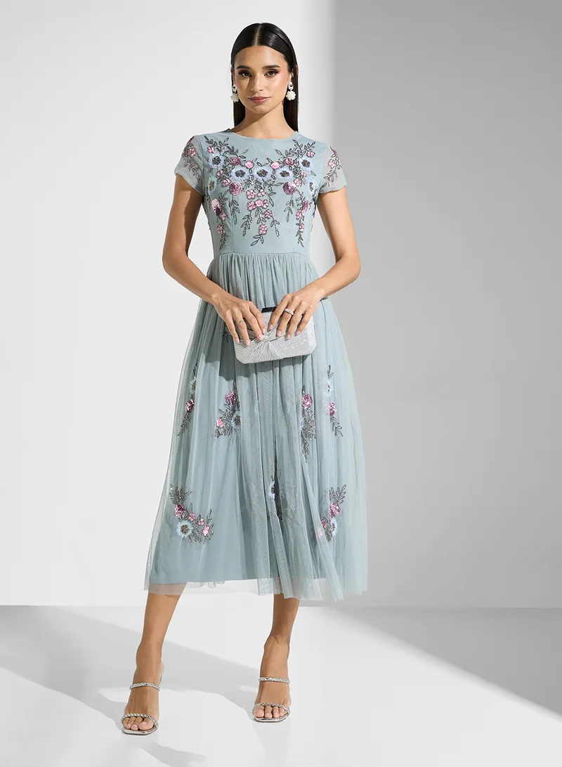 Namshi x Shouq Embroidered Fit And Flare Dress