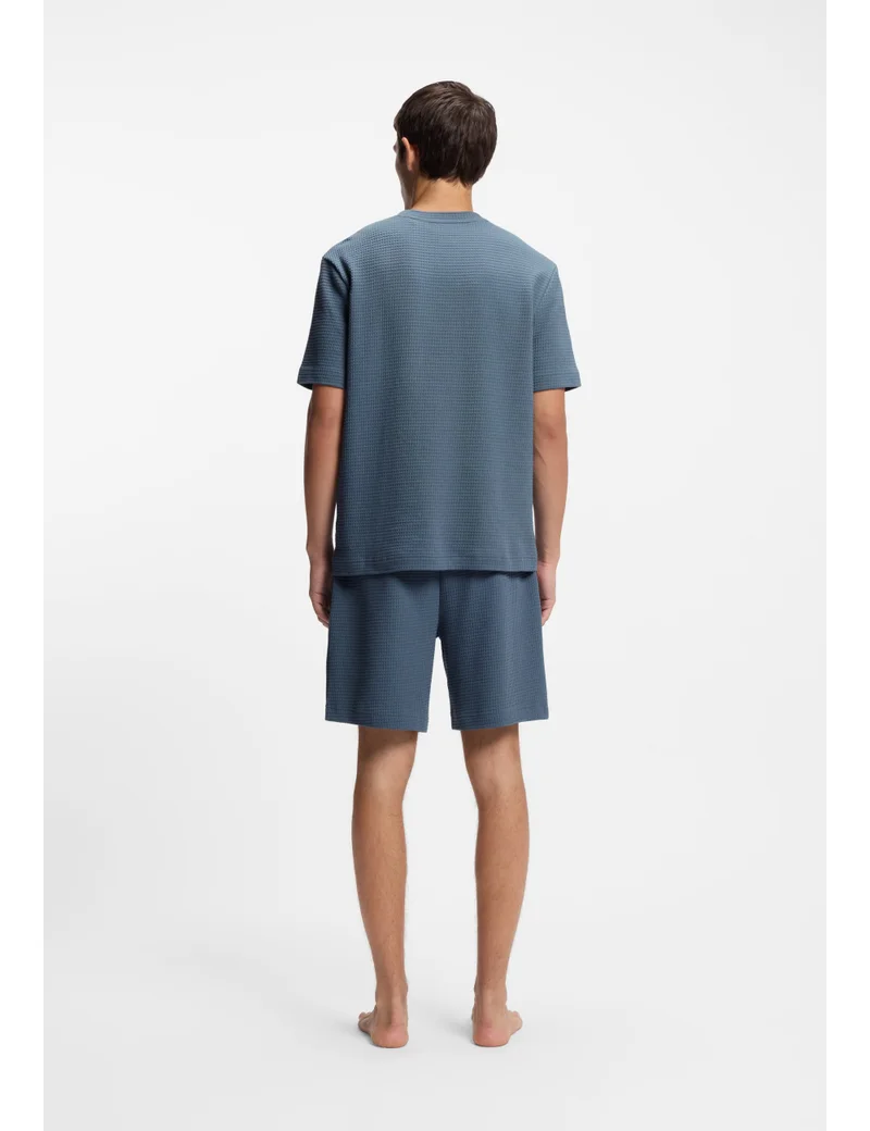 هوجو تيشيرت بيجاما بنقشة وافل وشعار مطرز