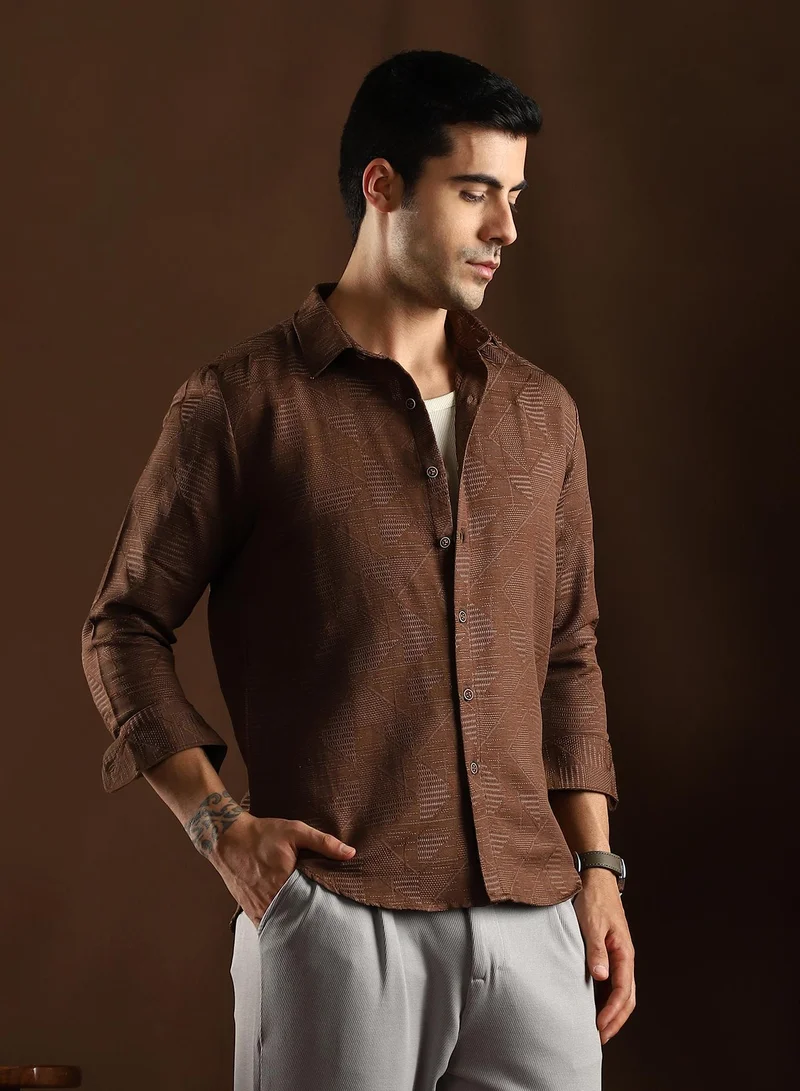 Campus Sutra Campus Sutra Men's Chocolate Brown Overlap-Weave Shirt For Casual Wear | Mid-Rise | Regular Fit | Button Closure | Shirt Crafted With Comfort Fit For Everyday Wear