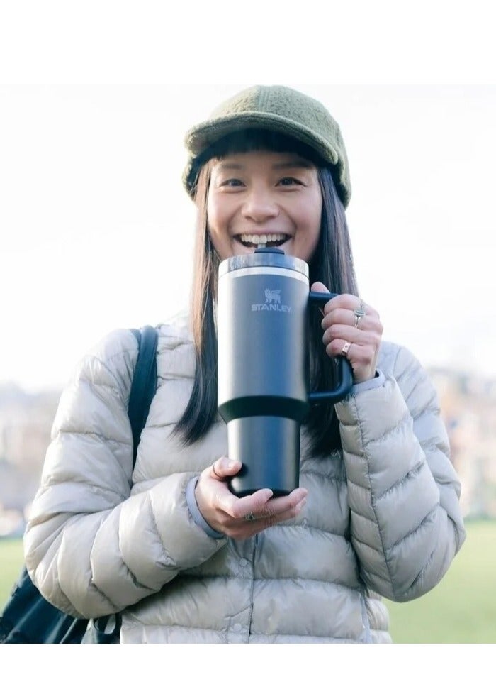 Stanley Quencher H2.0 FlowState Vacuum Insulated Tumbler – 40 oz Black Stainless Steel Travel Mug with Leakproof Lid & Reusable Straw | Double-Walled Design Keeps Drinks Hot for 7 Hours & Cold for 24 Hours | Durable, Portable & Ideal for Coffee, Water, Smoothies & Iced Tea  - Image 4