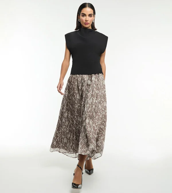 بي سي بي جي BCBG PRINTED FLARED MIDI SKIRT