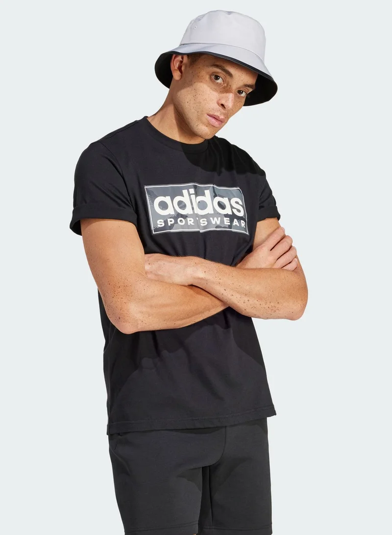 adidas تيشيرت بطبعة كاموفلاج جرافيك