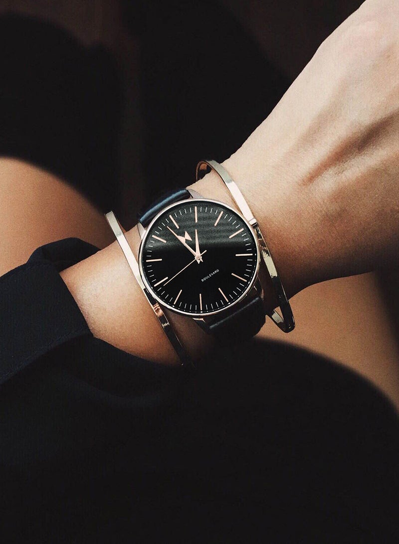 MVMT Women Analog Round Shape Leather Wrist Watch D-MB01-RGBL - 38 Mm - Image 4