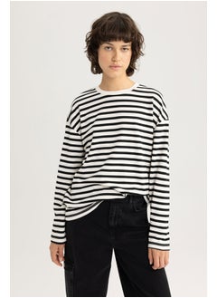Woman Regular Fit Crew Neck Knitted Long Sleeve T-Shirt