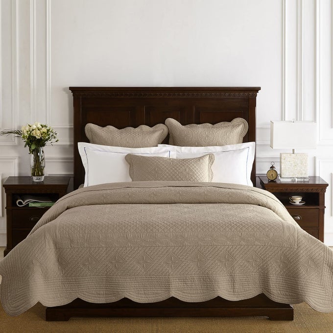 SAGE GARDEN LUXURY PURE COTTON MATELASSE QUILT KING COFFEE