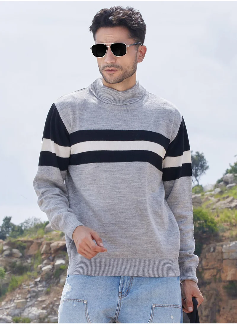 كامبوس سوترا Men's Light Grey Relaxed Horizontal Striped Pullover Sweater