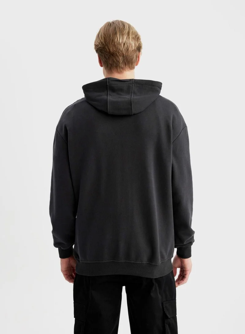 DeFacto Man Licensed Tupac Shakur(Supplier) Boxy Fit Sweat Shirt