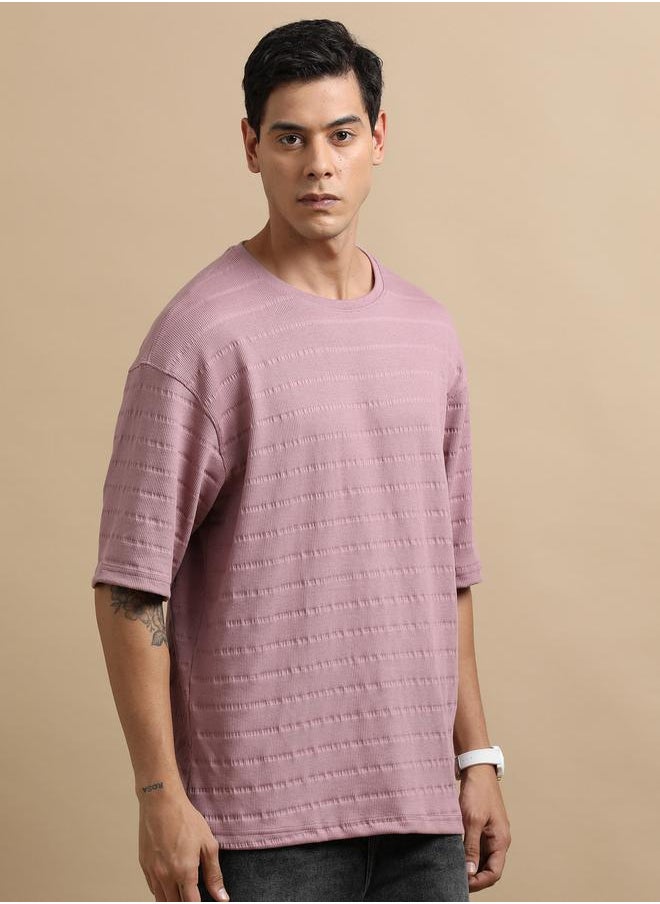 Bushirt - Textured Round Neck Oversized T-Shirt by Styli - Image 1