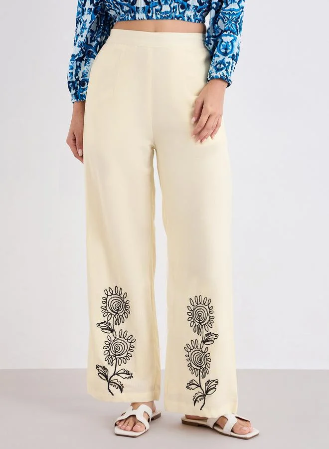 Styli Styli Cream Wide Leg Trousers with Embroidery Detail