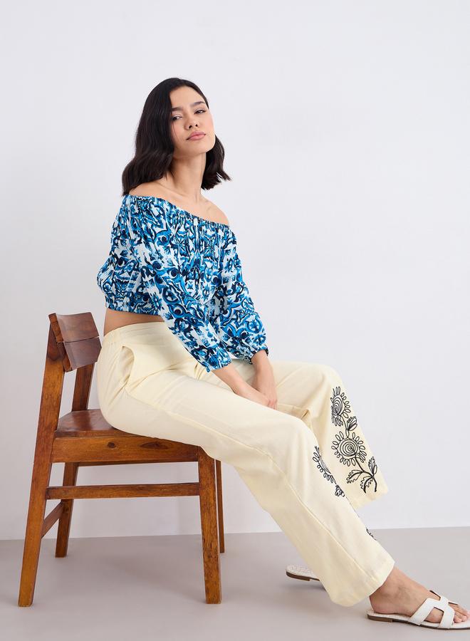 ستايلي بنطال بقصة أرجل واسعة وتفاصيل مُطرزة - Image 5