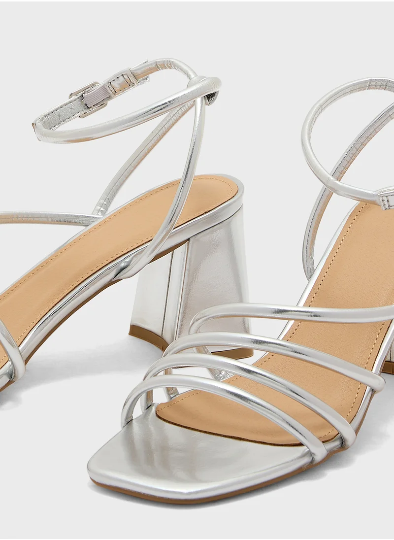 ترافل من نمشي Multi Strap Ankle Strap Heel Sandal