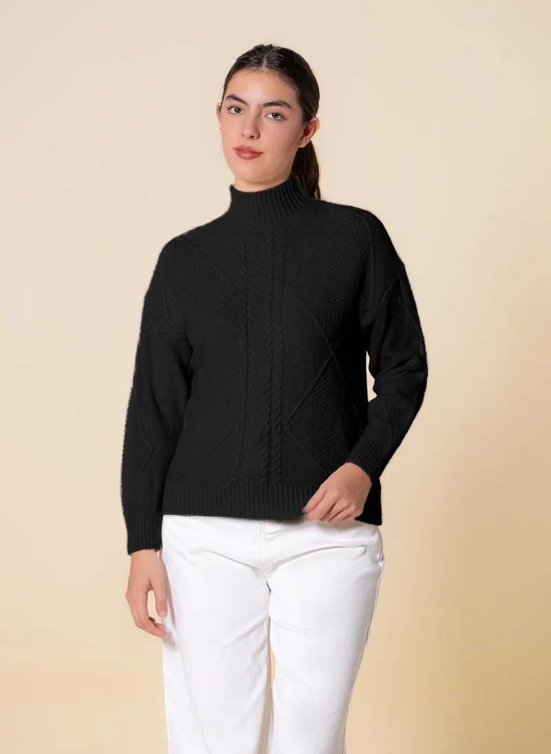 SHAPES CABLE KNIT HIGH NECK SWEATER