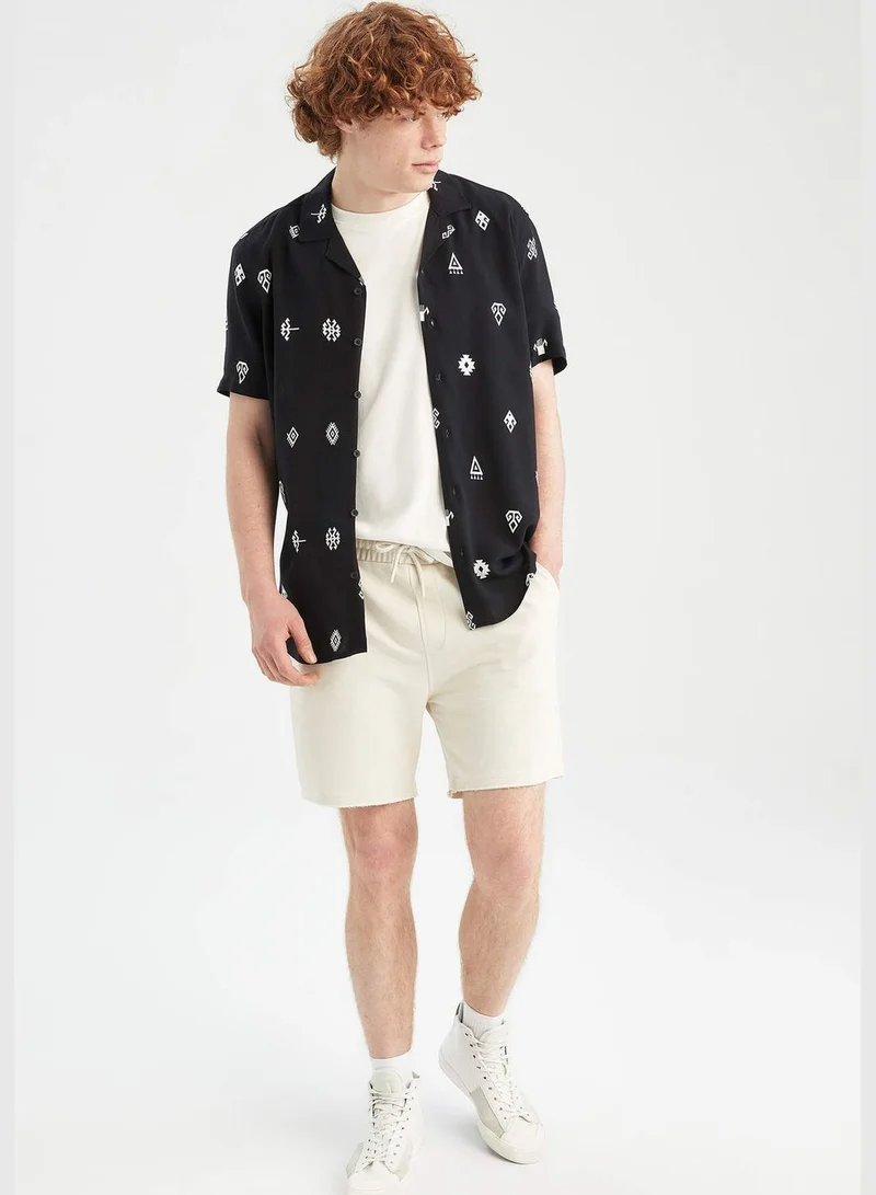 ديفاكتو Regular Fit Short Sleeve Printed Viscose Shirt