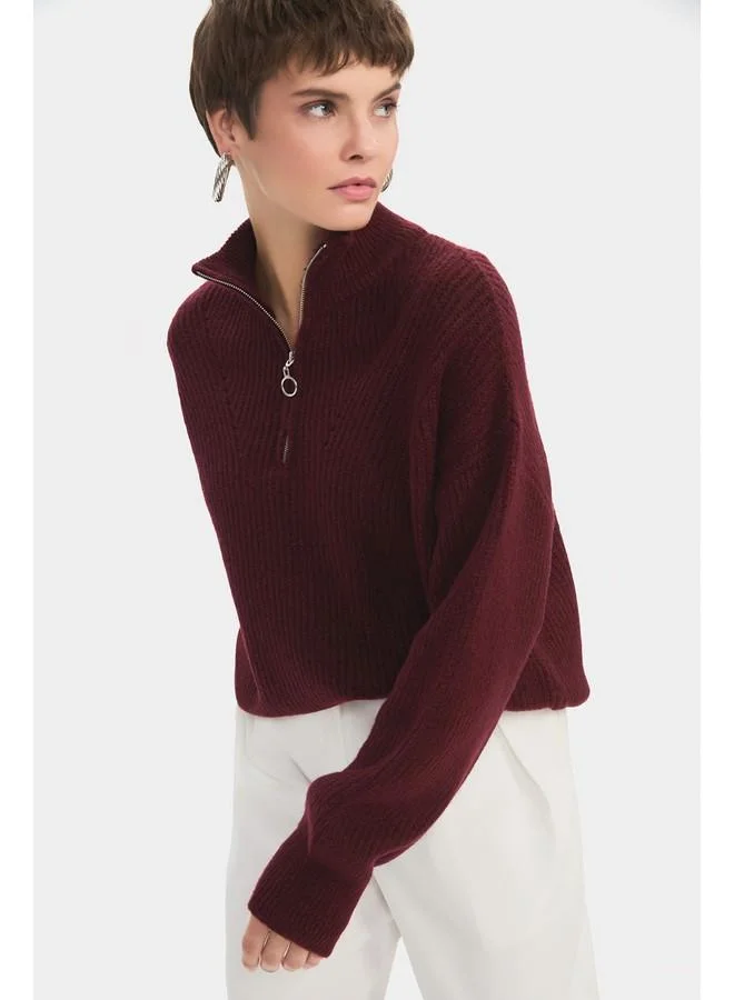 JUNE June Women Soft Texture Zippered Knitwear Sweater Burgundy