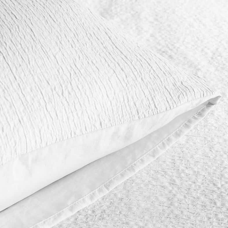 Pan Home طقم غطاء لحاف كينج تانسي 3 قطع من قماش سيرسوكير 230x220 سم - أبيض - Image 4