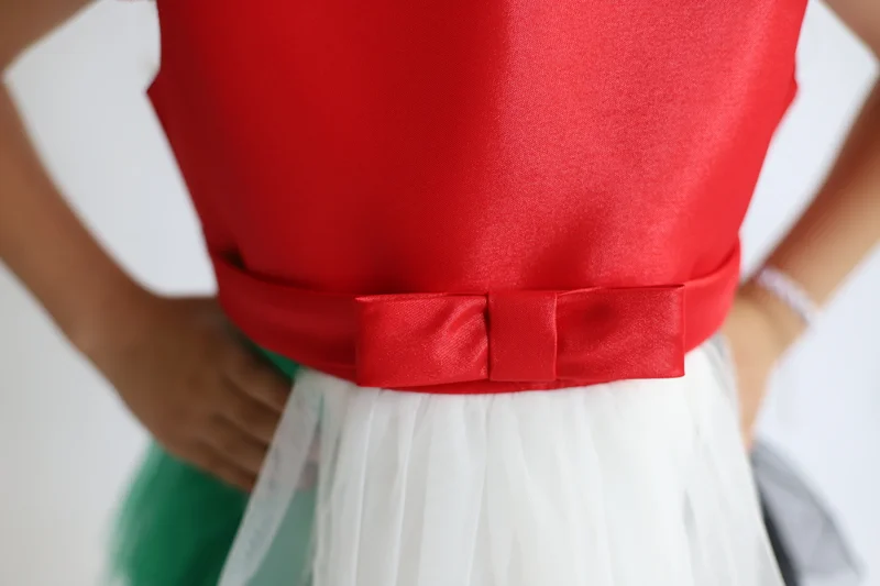 دىدانيالا UAE Flag & UAE National Dress