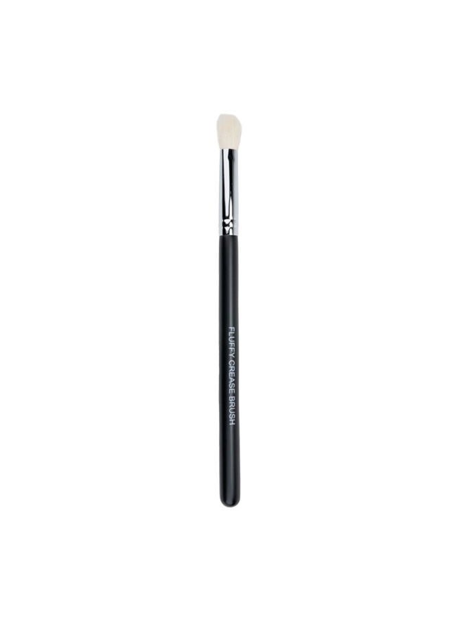Younique Fluffy Crease Brush - Image 1