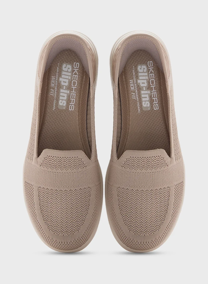 SKECHERS On-The-Go Flex