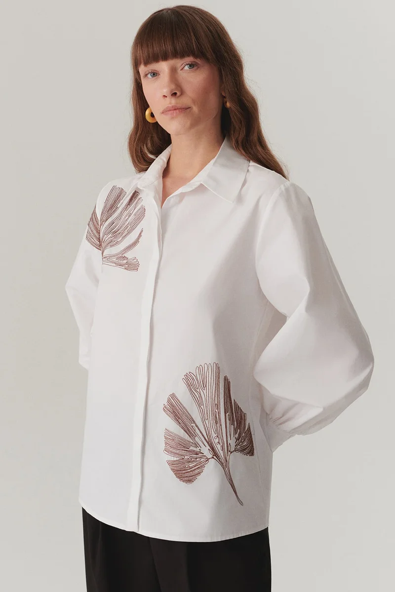 EXQUISE Cotton Regular Bone Shirt with Floral Stitch Detail
