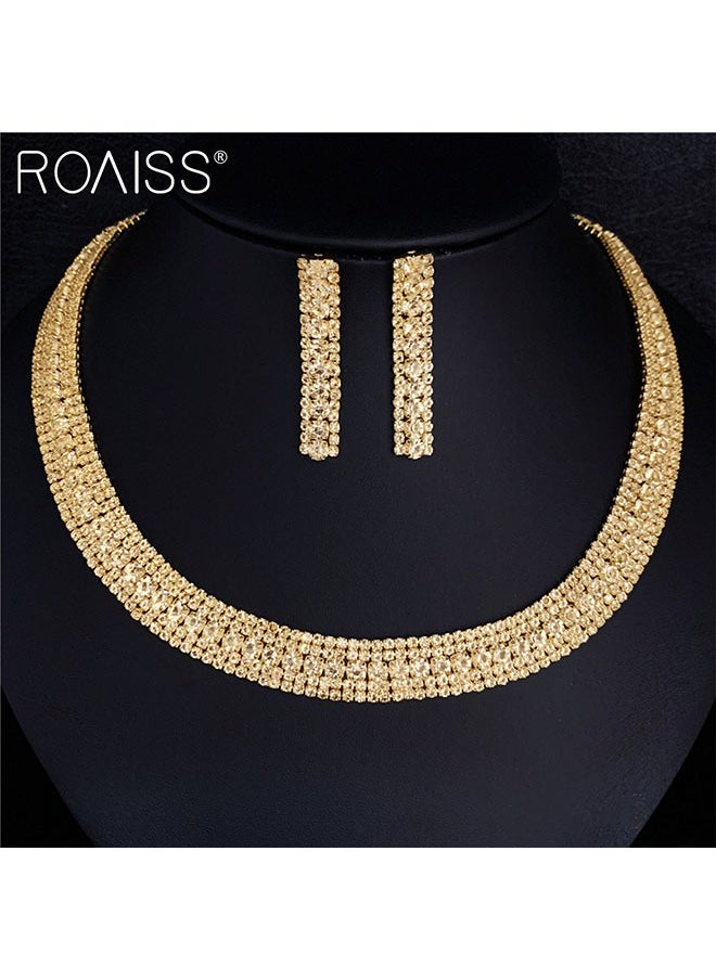 roaiss طقم مجوهرات نسائي مكون من قطعتين، عقد ذهبي دائري مرصع بالألماس وأقراط مستطيلة لامعة  - Image 2