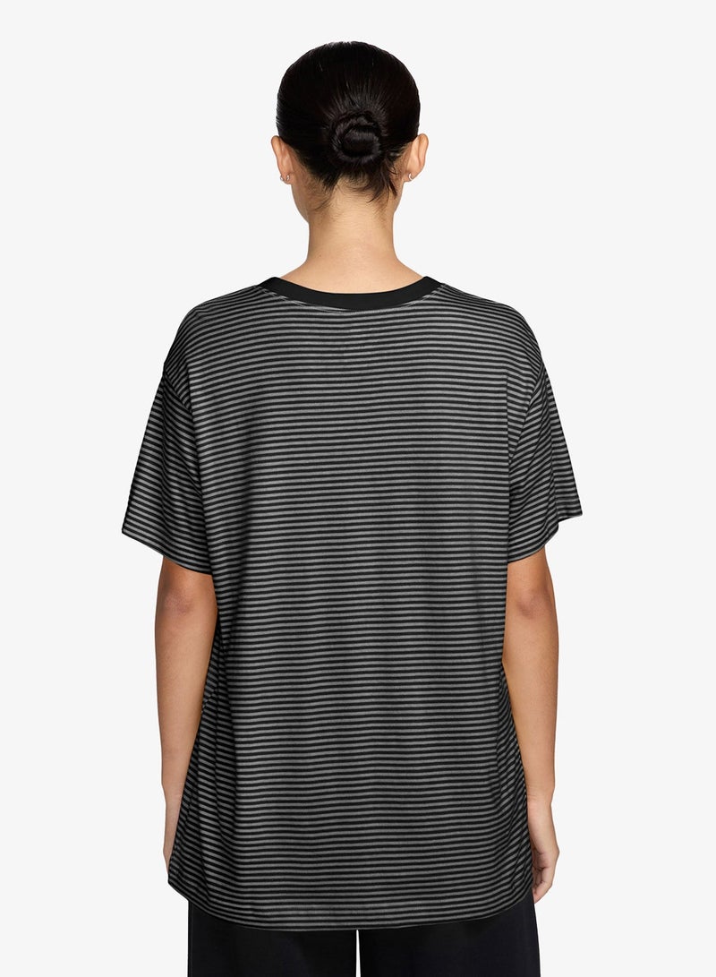 Nike Nsw Stripe T-Shirt - Image 2