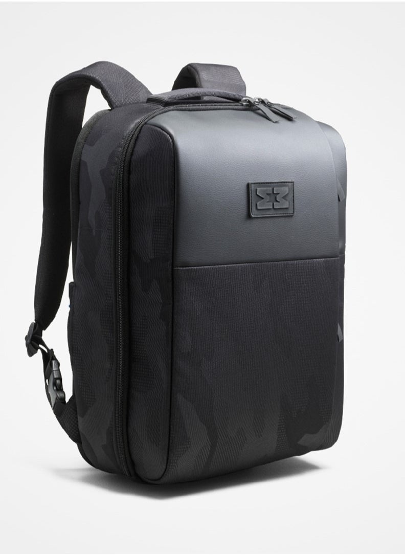 Minimeis - MiniMeis Universal Adult Backpack | 28 Liters | Compatible with Baby Shoulder Carriers | Daily Use | Travel | Hiking | Outdoor | Camping | Handwashable | Waterproof | Lightweight | Black - Image 1
