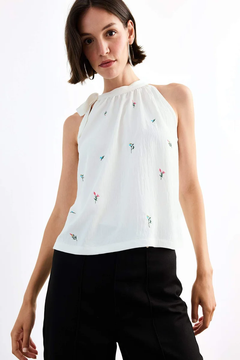 DeFacto Crew Neck Short Sleeve Blouse