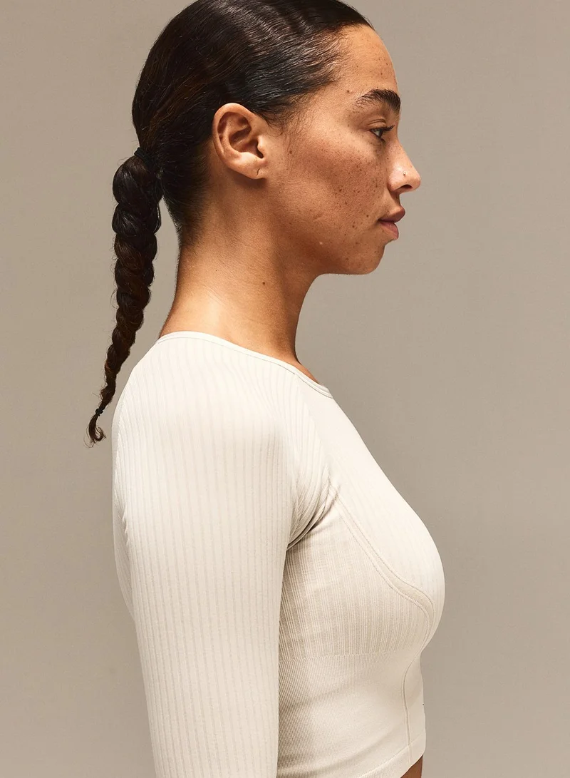 اتش اند ام Drymove Crew Neck Crop Top