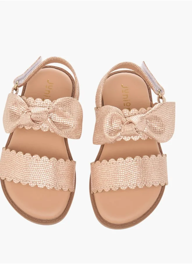 جونيورز Girls Bow Applique Sandals With Hook And Loop Closure
