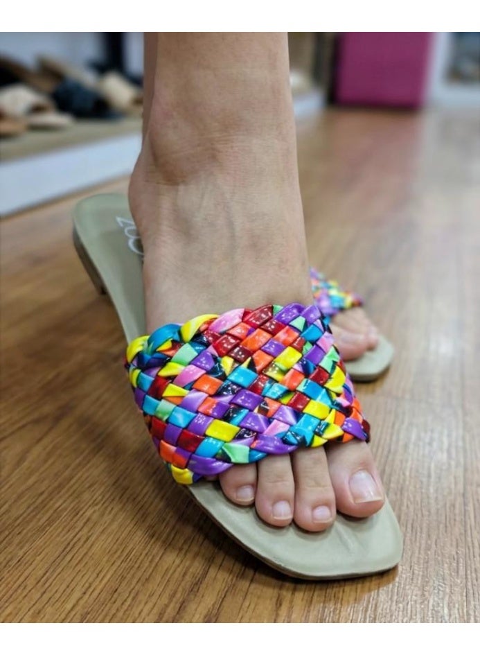 Stylish women's slippers with a braided and colorful design - Image 1