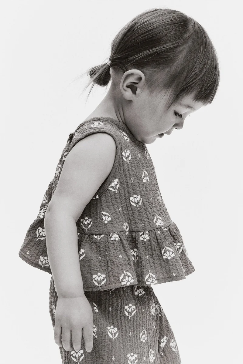 H&M 2-piece top and trousers set