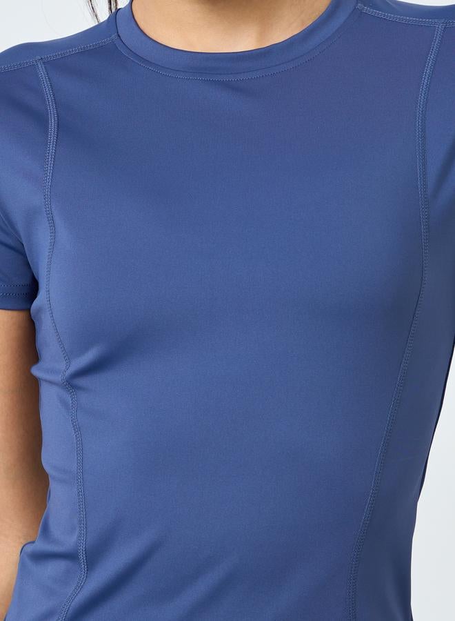 ستايلي اكتيف طقم بلوزة بأكمام قصيرة مع ليقنز بتفاصيل خياطة - Image 4