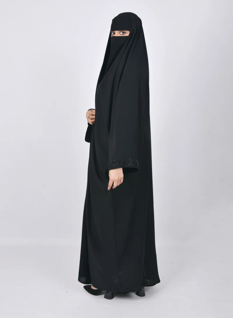HAWRAA ABAYA Wrap head abaya with wide sleeves decorated with a soft handmade check