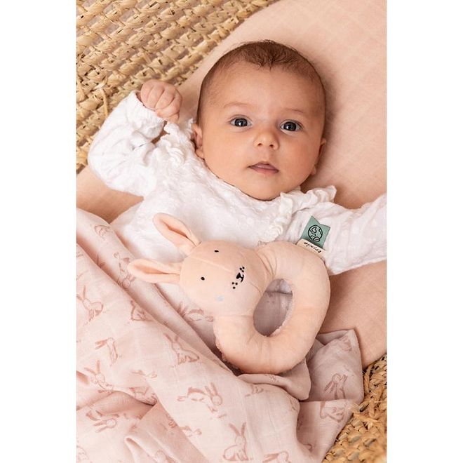 Trixie Mrs. Rabbit Rattle, Soft, Easy To Hold, Lightweight, 3 Months+, 11 x 5 x 17 cm - Pink - Image 3