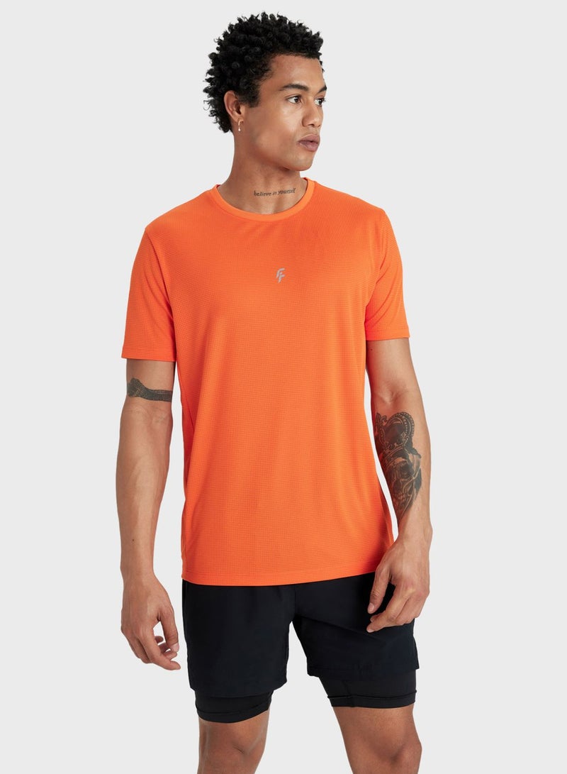 DeFacto Defactofit Slim Fit Crew Neck Heavy Fabric T-Shirt  - Image 3
