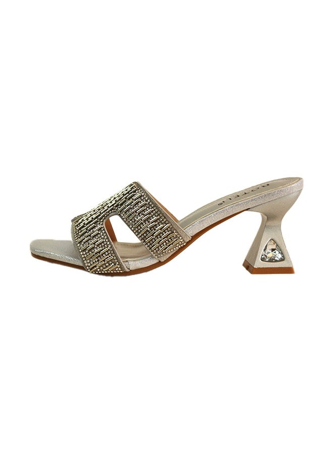 BOTELI With A Shiny Upper And A High Heel, The Women's Sizes 36-42 Sandal Series Features A Square Toe DesignMaking It A Fashionable Item For Height Enhancement  - Image 4